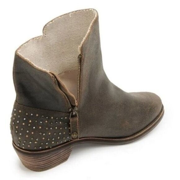 REEF Adora Studded Brown Leather Ankle Boots Sz 7 - Picture 2 of 12